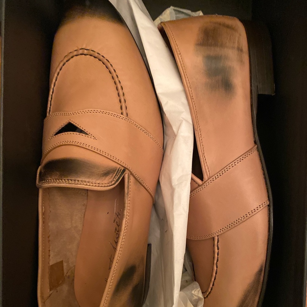 Amazing hand burnished Afrango beige loafers 8.5